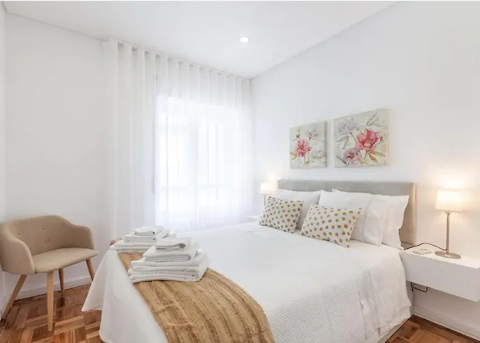 Old Market * Guimarães